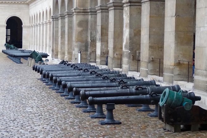 Paris: Napoleon’s Tomb and the Invalides Small-Group Guided Tour - St. Louis Cathedral and Napoleon’s Tomb: The Emotional Center