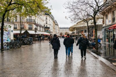 Paris: No Diet Club - Winter Unlimited Cheese Tour ! - The raclette restaurant moment: scrape the cheese, build your plate