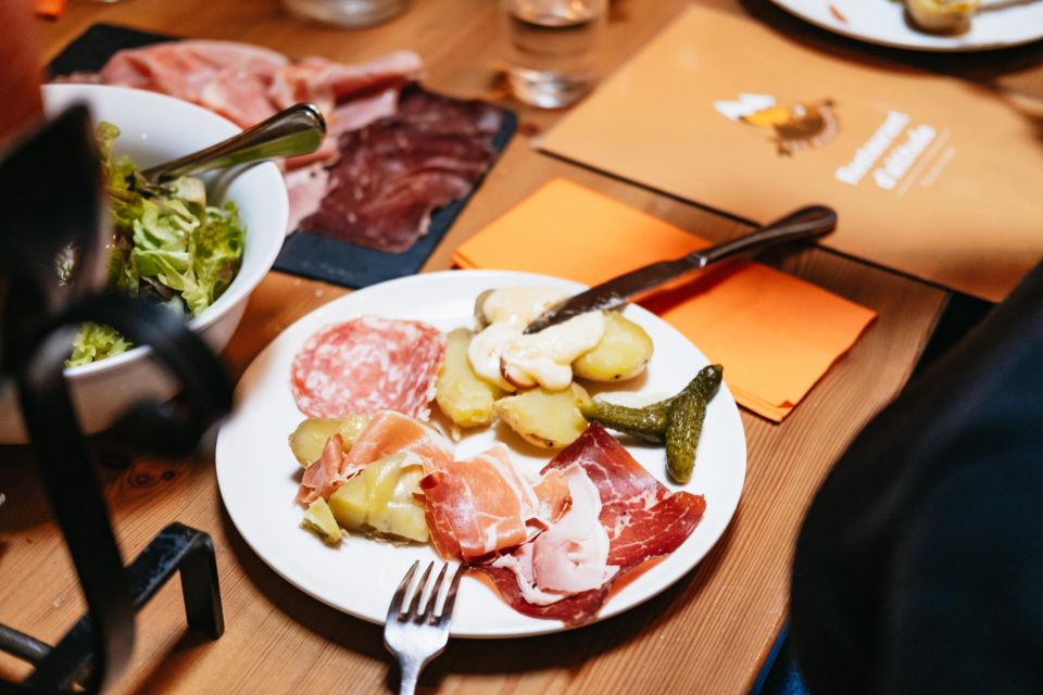 Paris: No Diet Club - Winter Unlimited Cheese Tour ! - The guide factor: Ilana’s energy and the small-group advantage