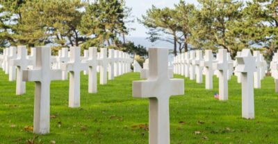 Paris: Normandy D-Day Sights Day Trip with Hotel Transfers - Arromanches Free Time and the Phoenix Port Remains