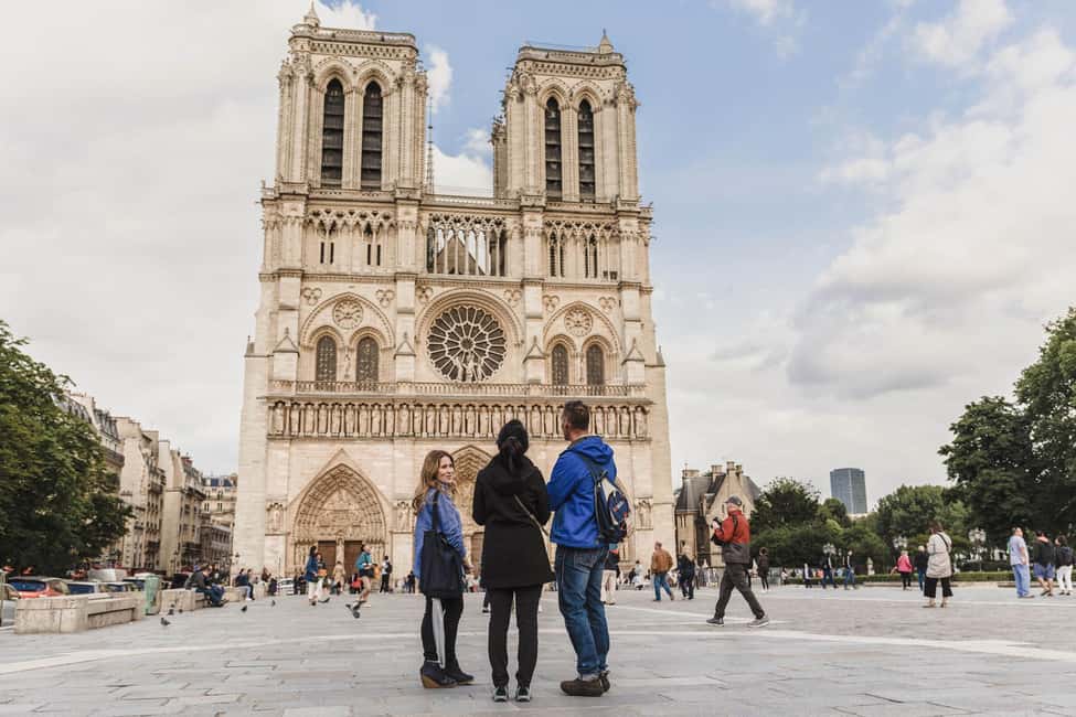 Paris: Notre Dame and Île de la Cité Walking Tour - Notre-Dame first: why this start makes the whole tour click