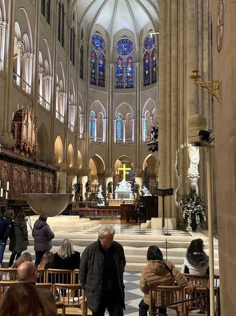 Paris: Notre Dame Cathedral Guided Tour of the Neighborhood - Meeting at 21 Rue d’Arcole: start point and first-day sanity checks