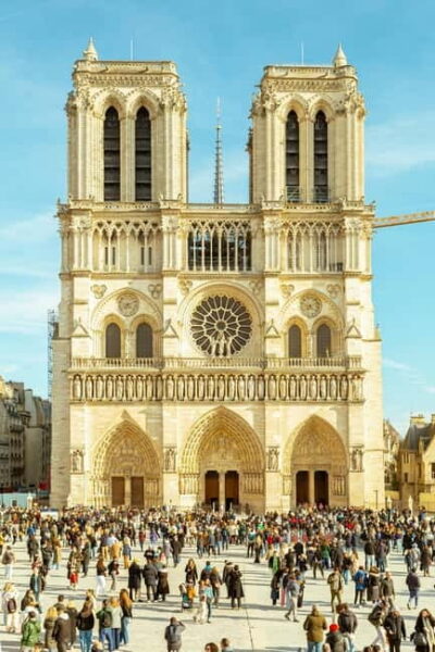 Paris: Notre Dame Exterior Guided Tour - Small Group - Getting to the meeting point: the Cité station spot