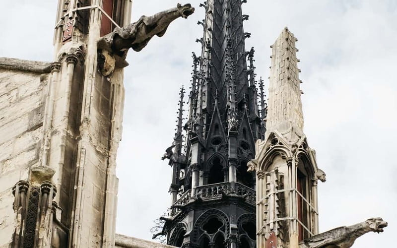 Paris: Notre Dame Exterior Tour with a Small Group - Why starting with Notre Dame helps the rest of your Paris day