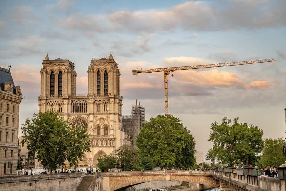 Paris: Notre Dame Outside Tour and Sainte Chapelle Ticket - How the 2-hour plan flows (so you don’t feel rushed)