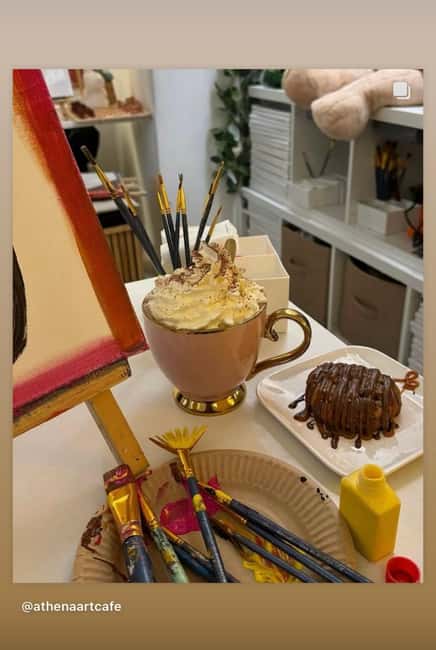 Paris : Painting experience in an art cafe - What you do in the 2-hour session (and why it feels different)