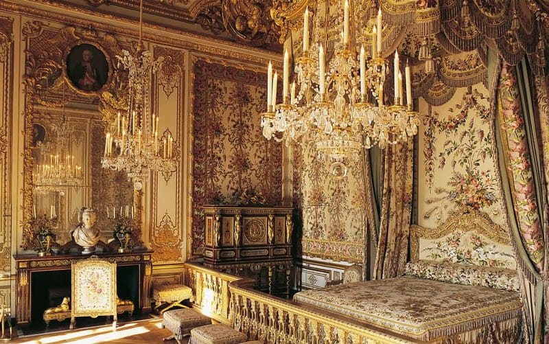 Paris: Palace of Versailles Guided Tour with Bus Transfers - If you choose the full-day upgrade: Giverny and Monet’s House