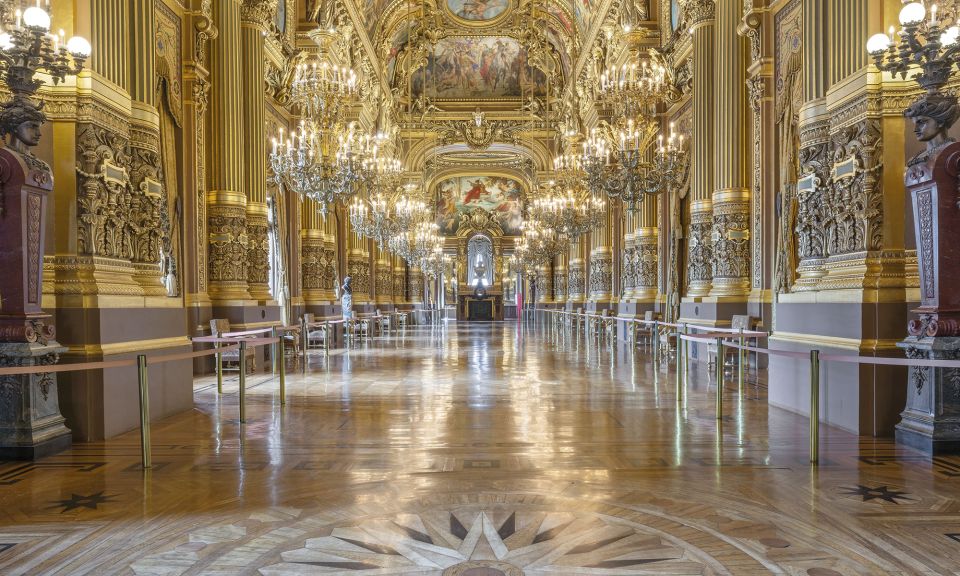 Paris: Palais Garnier Mystery Game with Entry Ticket - Who this mystery game is best for