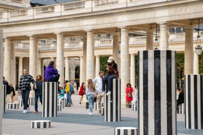 Paris Passageways Walking Tour: Secrets Uncovered w/ Local Guide - Passage Verdeau: Starting in the Smallest Passage for Maximum Contrast