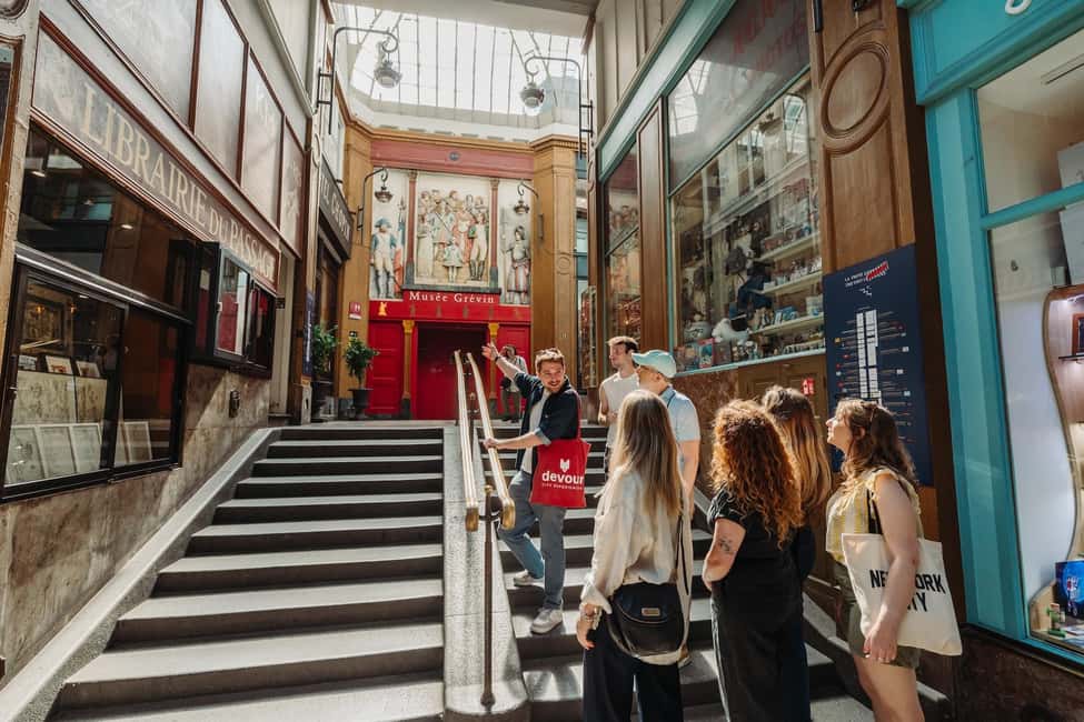 Paris: Pastry & Chocolate Walking Tour with Tastings - Stohrer Macarons: A Short Stop with Big Payoff