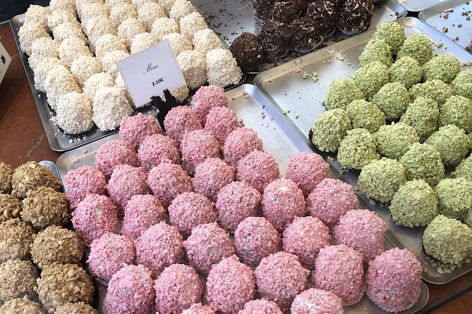 Paris Pastry tour in le Marais - Pacing and group size: why max 8 feels like a win