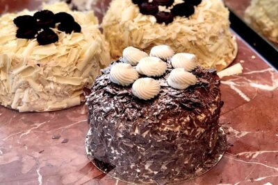 Paris Pastry tour in le Marais - Six sweet tastings: what you’re really learning with each stop