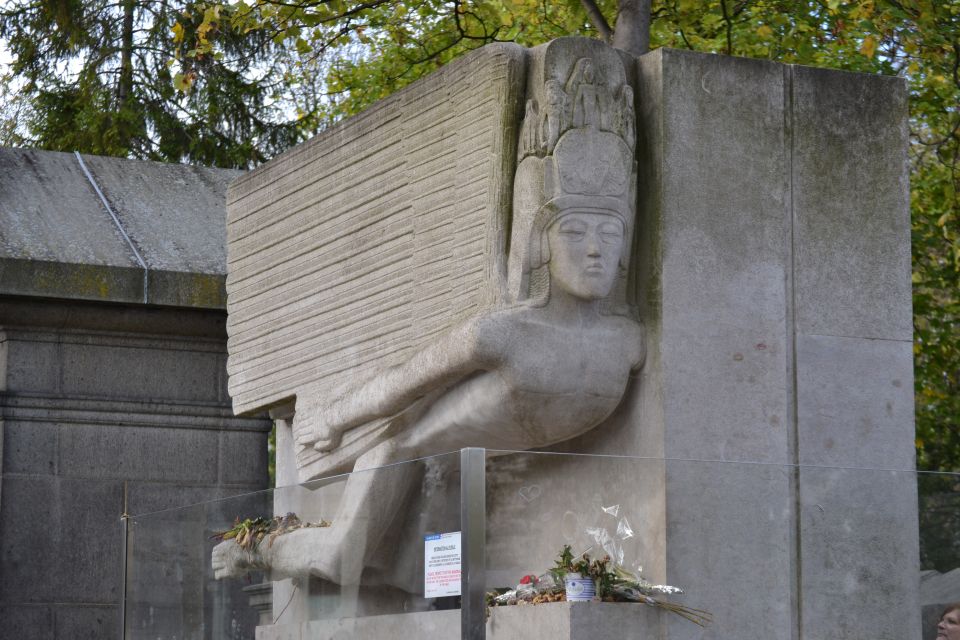 Paris: Père Lachaise Cemetery Private Tour - Key Highlights You’ll Feel Immediately