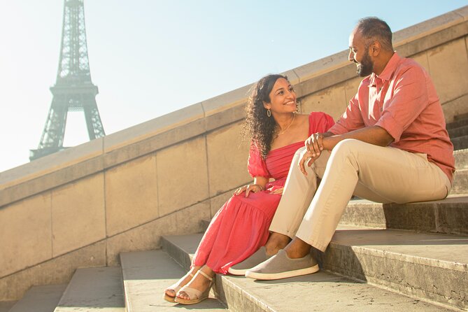 Paris Photo Shoot Session – Eiffel Tower Photographer - Scheduling Through the Day: When to Choose Your Time