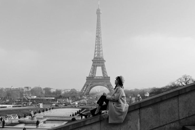 Paris Photo Shoot with Professional Photographer - Palais-Royal and the Louvre Area: Big Views Without the Whole Museum Day