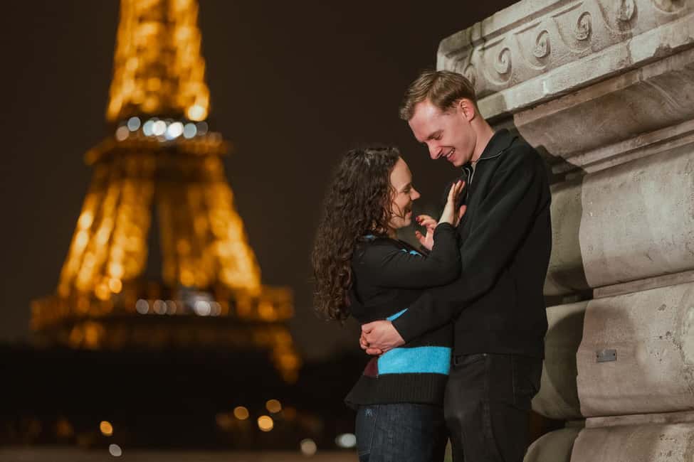 Paris photographer 1h near the Eiffel Tower or in Paris - How the 1-Hour Flow Works (And Why It’s Not Just an Extra Activity)