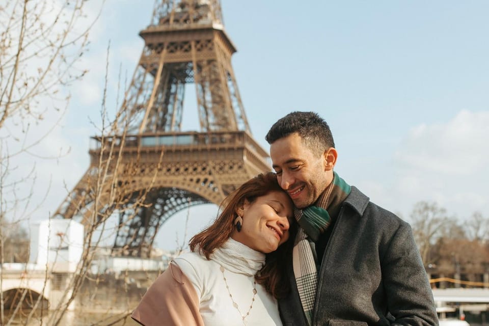 Paris: Photoshoot at the Eiffel Tower / Arc de Triomphe - Key things to know before you go