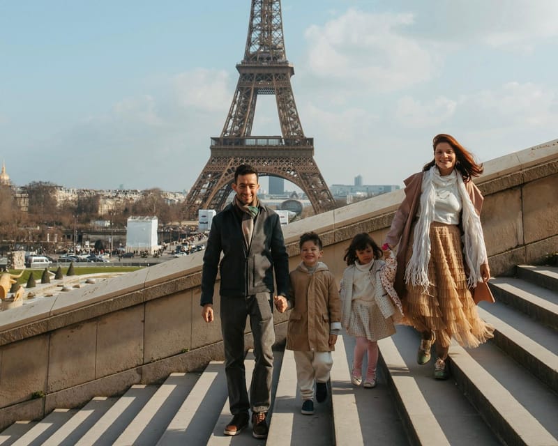 Paris: Photoshoot at the Eiffel Tower / Arc de Triomphe - Arc de Triomphe Photos: Big Squares and Strong Composition