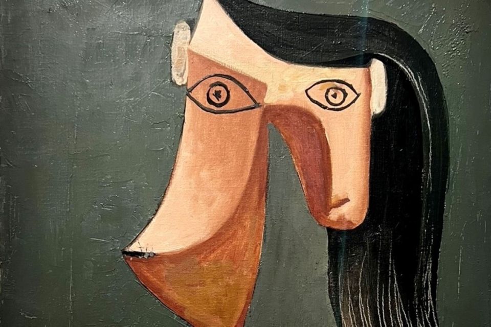 Paris: Picasso Museum Ticket & Optional Seine River Cruise - The mansion tour: grand staircase details you’ll want to slow down for