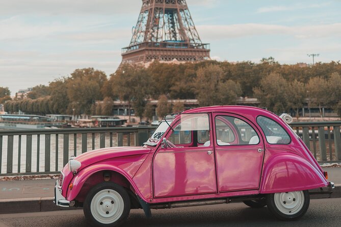 Paris Pink Tour by Night with Champagne - Champagne rules: what’s included and what matters if you’re traveling with teens