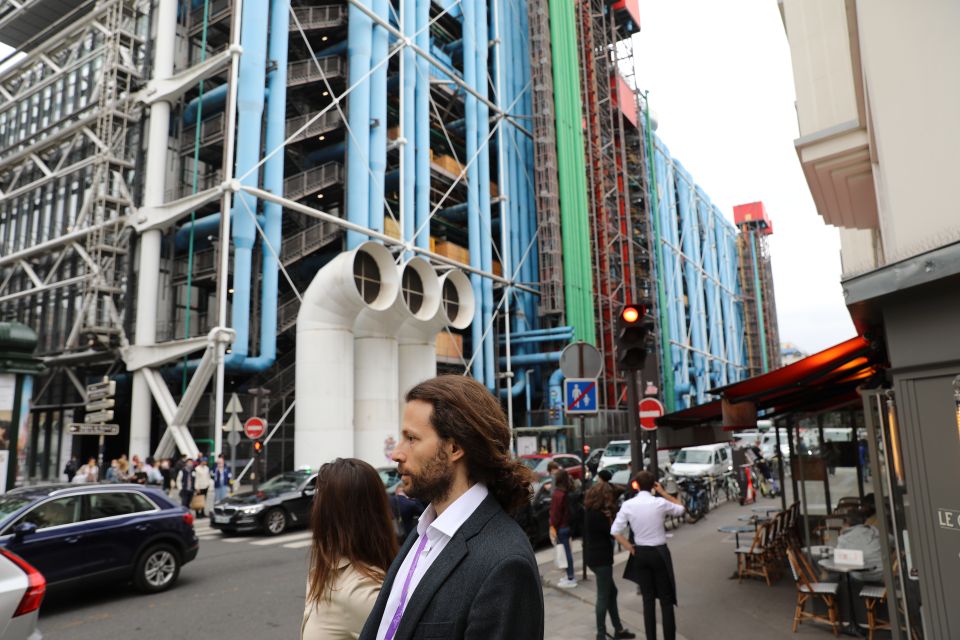 Paris: Pompidou Centre Private Guided Tour - Those famous pipes are more than a design trick