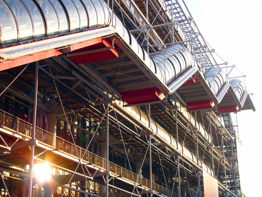 Paris: Pompidou Centre Private Guided Tour - Modern art clicks when the story is chronological