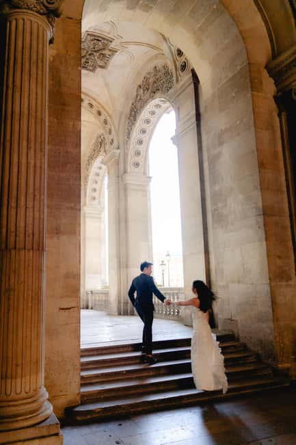 Paris: Premium Professional Photo Shoot - A one-hour Paris session that doesn’t feel like a cram class