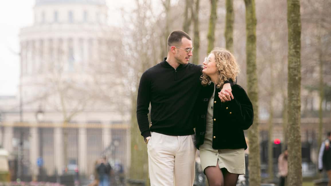 Paris: Premium Professional Photo Shoot - What happens during the shoot: candid moments plus posed portraits