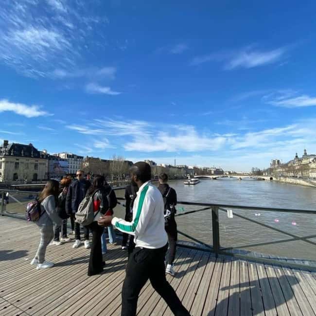 Paris: Private 2-Hour Walking Tour with a Parisian guide - Place de la Concorde: the shock of scale, explained