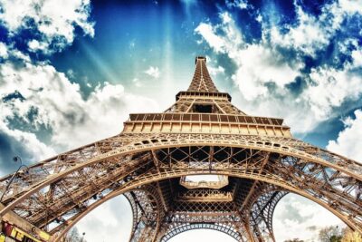 Paris Private Arrival Transfer: Railway Station to Hotel - A 10-minute ride that’s really about what comes before and after