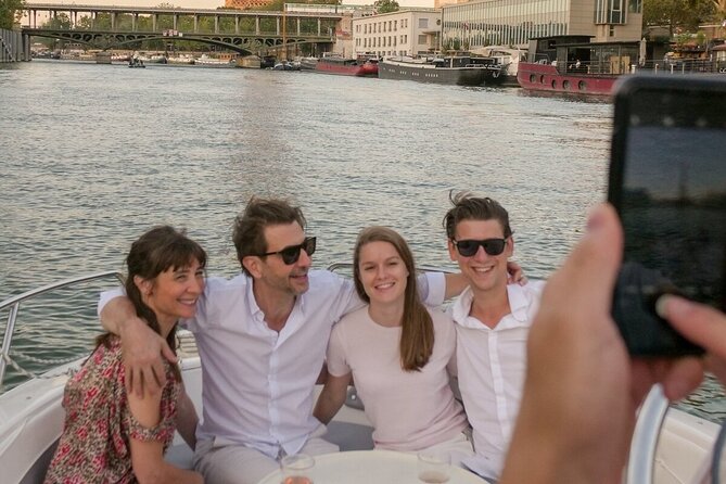 Paris Private Boat Tour with your own Captain Guide - Eiffel Tower lighting-up at sunset: timing is everything