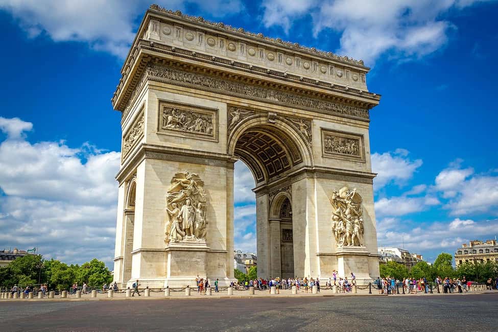 Paris: Private City Sightseeing Tour with Driver - A Private 4-Hour Loop You Can Actually Use
