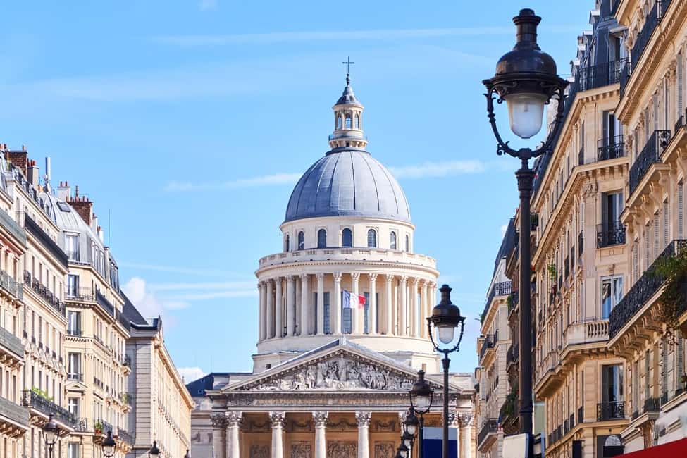Paris: Private City Sightseeing Tour with Driver - Louvre and Musée d’Orsay Areas: Two Worlds, One Day’s View