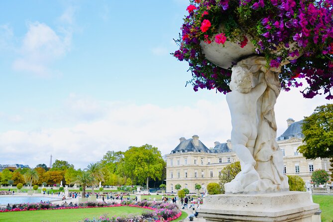 Paris: Private City Tour by Car with Driver and Guide - Key things that make this tour worth your time