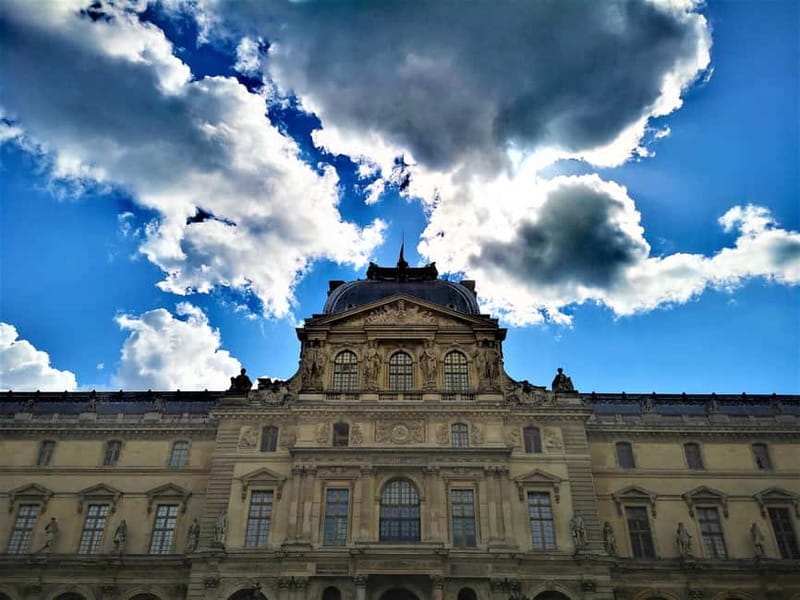Paris: private city tour with seine river cruise - Meeting at Louvre-Rivoli: the start point that makes navigation easier