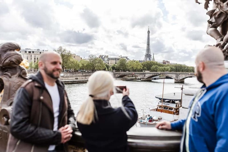 Paris: Private Custom Highlights and Gems Tour with a Local - Quiet streets, courtyards, and real neighborhood texture