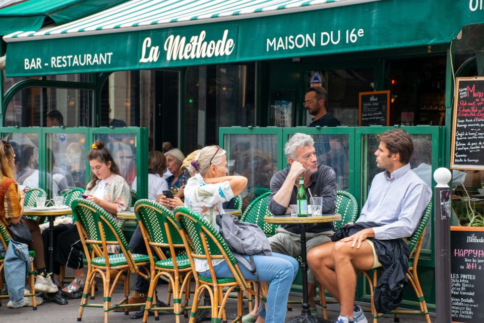 Paris Private Custom Tour: Half-Day with a Local Guide - The Tour in Practice: A Typical Route Through Paris Landmarks