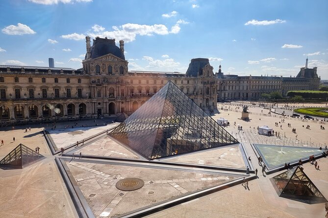 Paris Private Day Tour including Louvre Masterpieces Private Tour - Louvre masterpieces in about two hours: what you gain with skip-the-line access