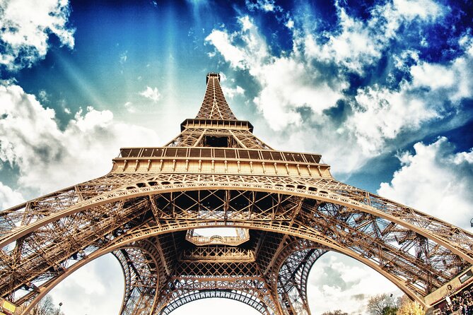 Paris Private Departure Transfer: Hotel to Railway Station - Why a hotel-to-station private transfer feels smarter in Paris
