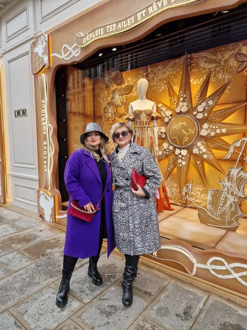 Paris: Private Fashion Tour (Chanel, Dior, Sex & the City) - Languages and “private group” benefits you’ll actually feel