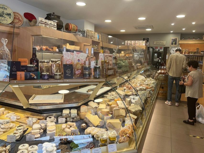 Paris: Private Food Tour in Montmartre - Who This Tour Suits Best (and Who Might Want Another Plan)