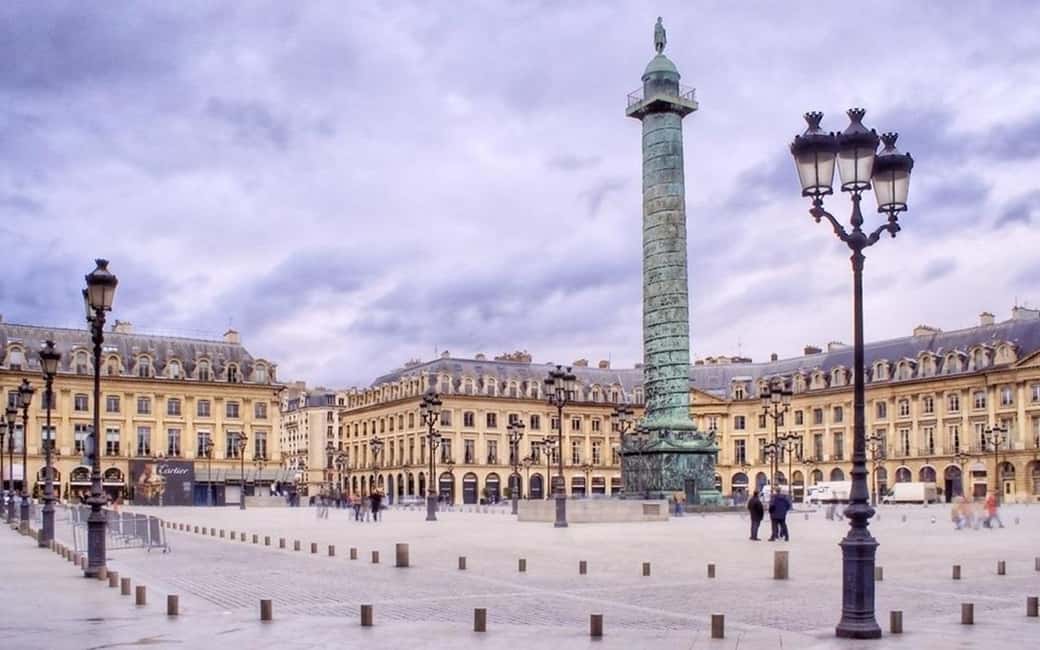 Paris: Private Full or Half-Day Sightseeing Tour with Local - Orsay and museum-style stops without the full-day grind