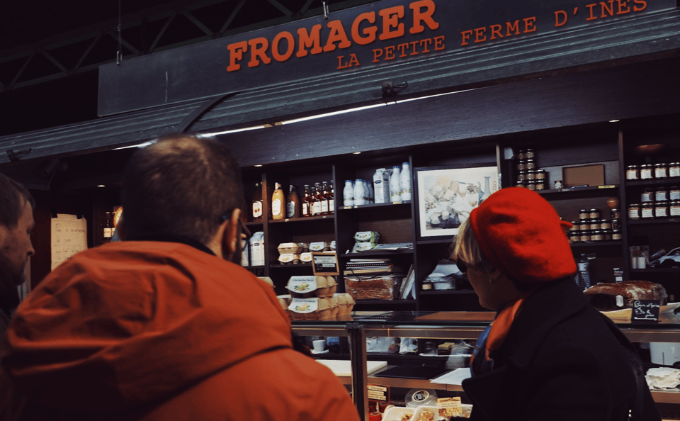 Paris: Private Half-Day Walking Tour with a Local Guide - Place des Vosges and Le Marais: Paris at human scale