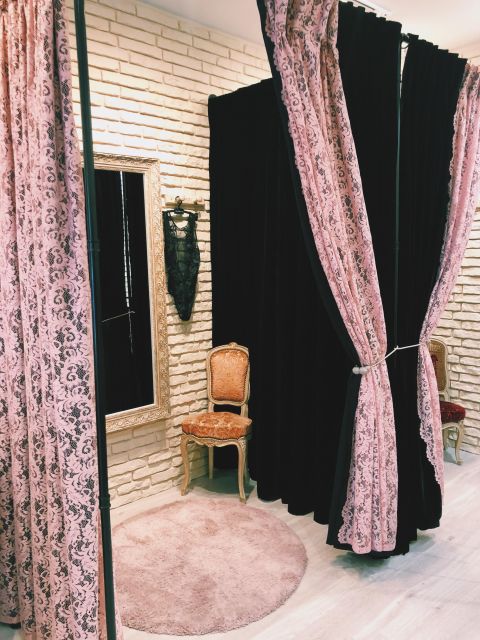 Paris: Private Lingerie Fitting activity - The 90-minute flow: from VIP lounge to private try-on