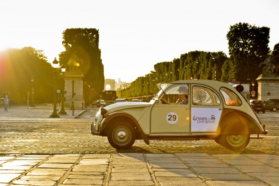 Paris: Private little-known places tour in Citroën 2CV 2h - Who this 2CV tour is best for
