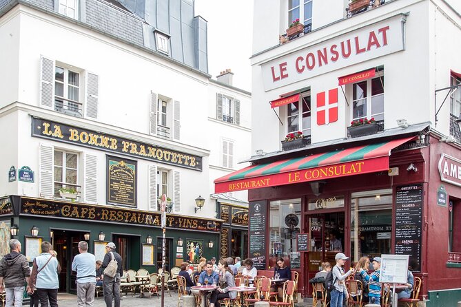 Paris Private Montmarte Tour : Sacre Coeur with Expert Guide - Bateau-Lavoir and Place du Tertre: art around every corner