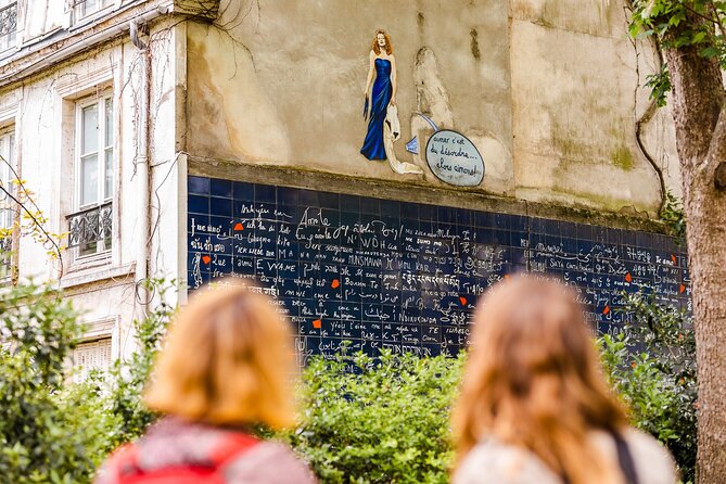 Paris Private & Personalized Half-Day Tour with a Local Guide - Getting started at Colonne Vendôme and choosing the neighborhood vibe