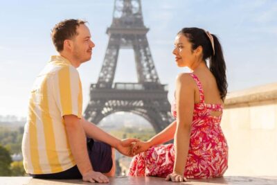 Paris: Private Photoshoot at the Eiffel Tower - Meeting at 8 Port de Suffren and the WhatsApp game plan