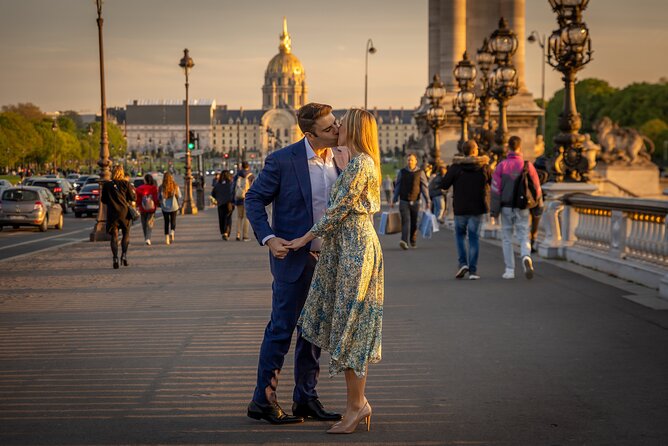 Paris Private Photoshoot Experience - How the Photos Delivery Really Helps You Enjoy the Rest of Paris