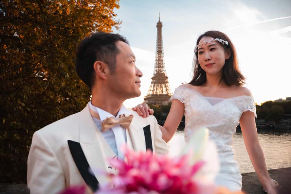 Paris: Private Photoshoot Near the Eiffel Tower - Photo results: 30 edited images delivered digitally